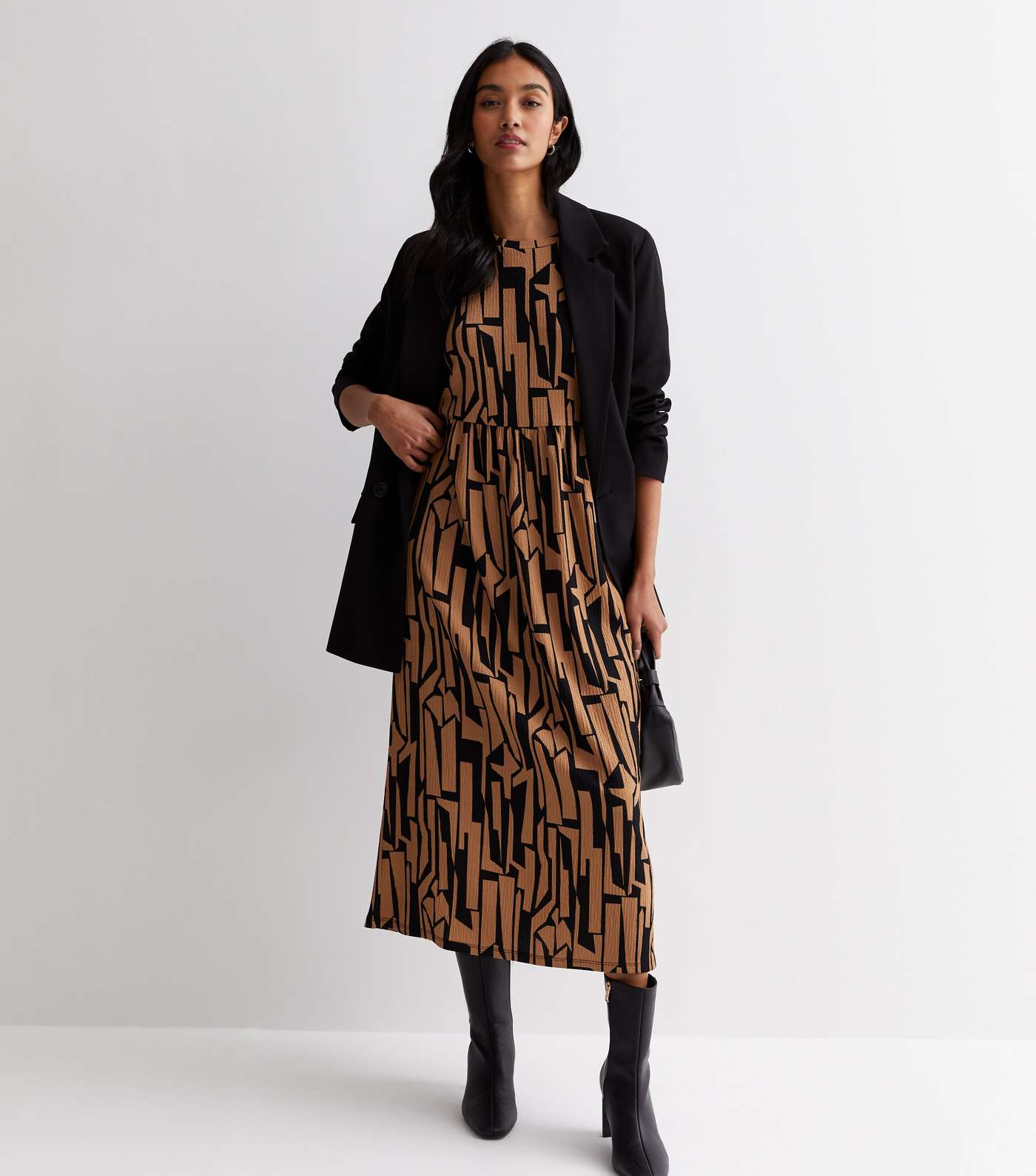 Brown Abstract Print Crinkle Smock Midi Dress Image 3
