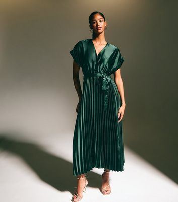 Dark Green Pleated Satin Midi Dress | New Look