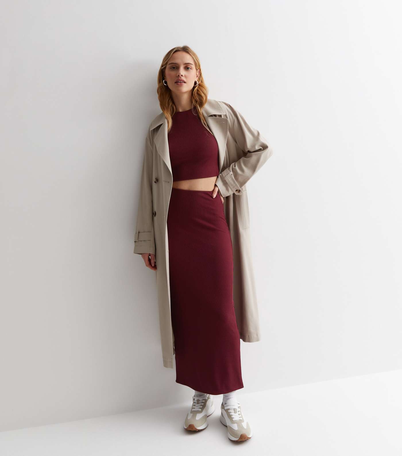 Burgundy Ribbed Midi Skirt Image 5