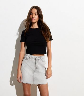 Pale Grey Denim Raw Hem A-Line Mini Skirt New Look