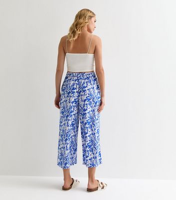 Blue Floral Wide Leg Crop Trousers New Look