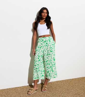 Green Floral Wide Leg Crop Trousers