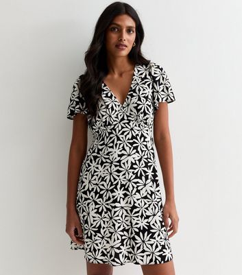 Black Floral Print Mini Tea Dress New Look