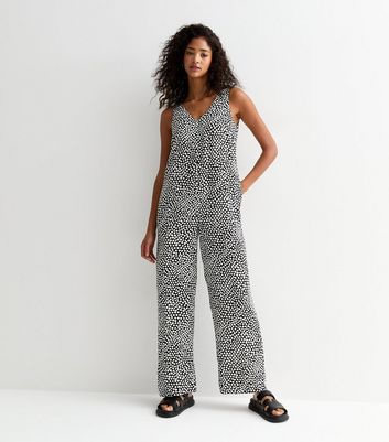 Black Square Print V Neck Jumpsuit New Look