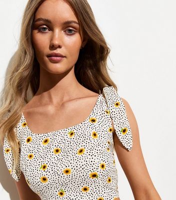 White Daisy Spot Print Tie Shoulder Crop Top New Look