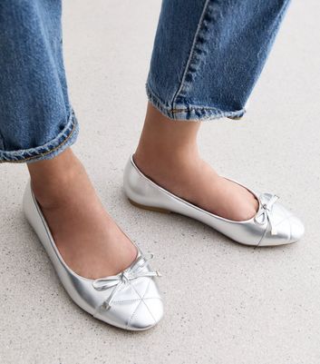 Wide Fit Silver Quilted Toe Cap Ballerina Pumps New Look