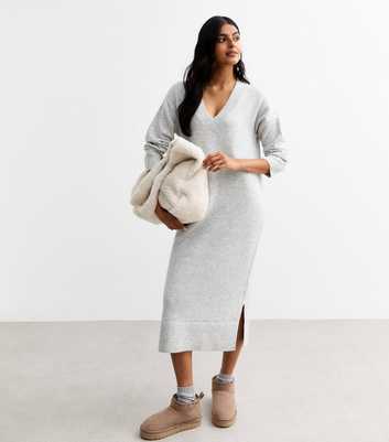 Grey V Neck Knit Midi Jumper Dress