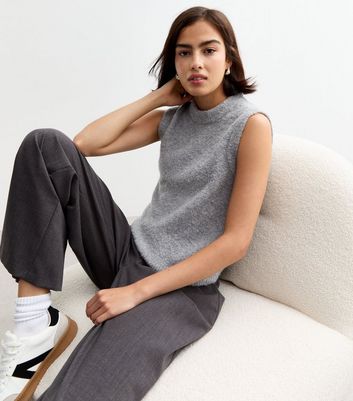 Grey Bouclé Knit Sweater Vest | New Look