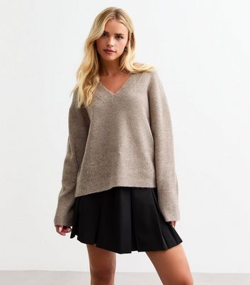 Petite Mink V Neck Jumper New Look