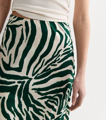 Gini London Green Zebra Print Bias Maxi Skirt New Look