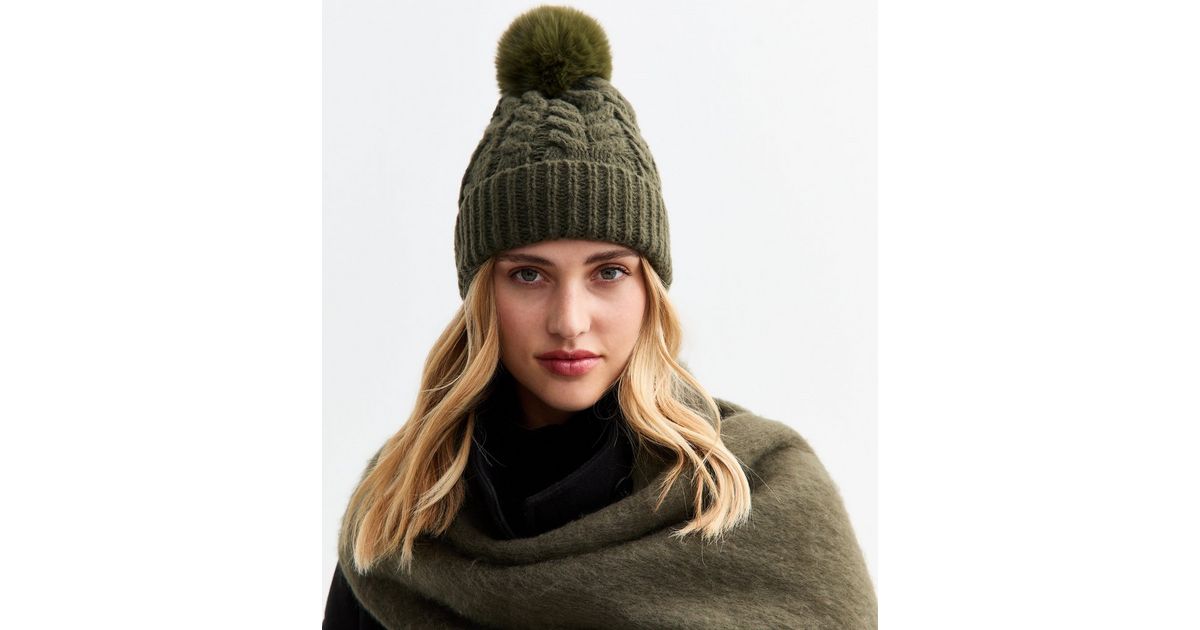 Khaki Faux-Fur Pom Pom Bobble Hat New Look