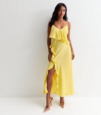 Petite Pale Yellow Sleeveless Midi Dress New Look