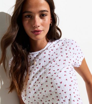 white knit t shirt
