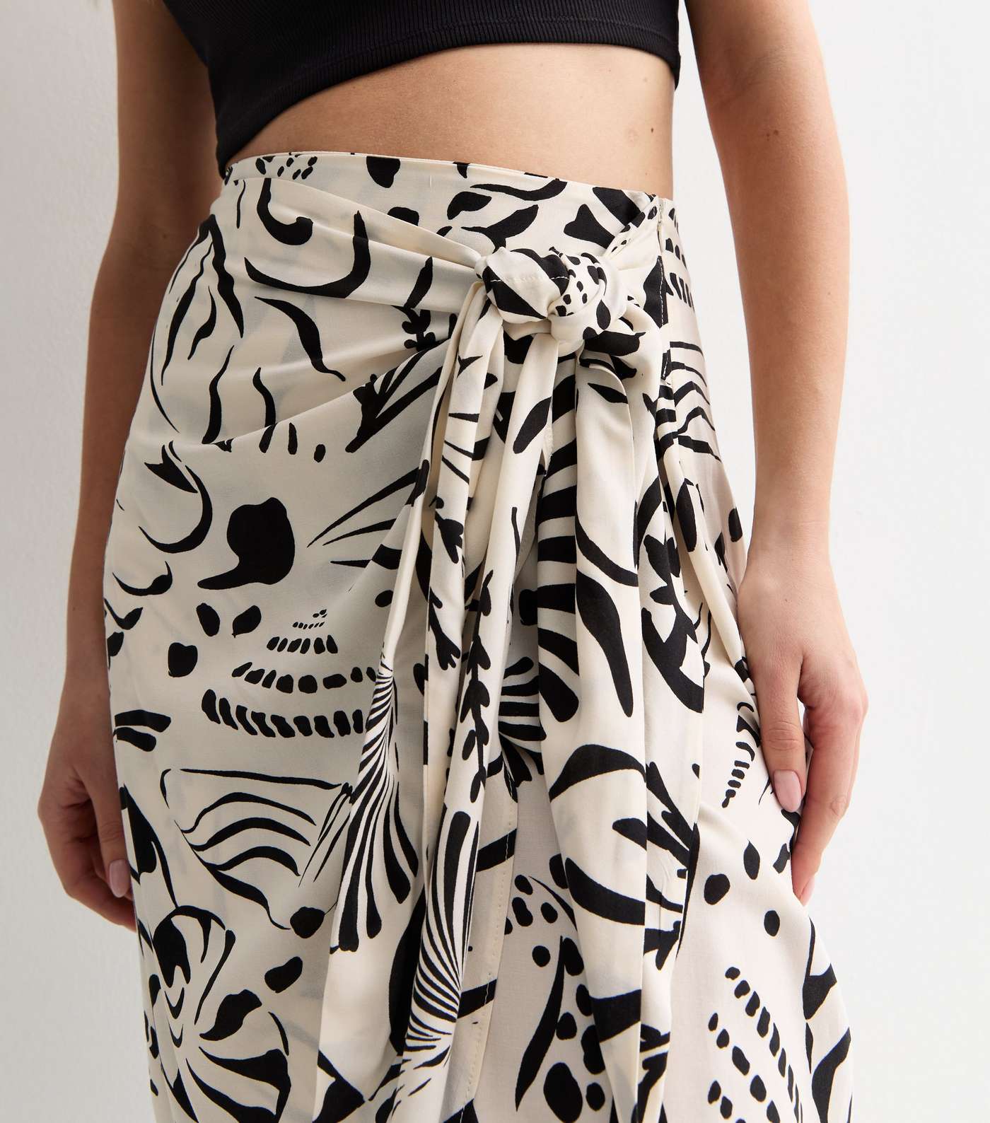 White Shell Print Sarong Midi Skirt Image 2