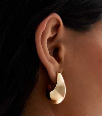 Gold Tone 3D Chunky Stud Earrings