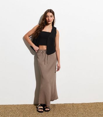 Brown Textured Drawstring Waist Maxi Skirt