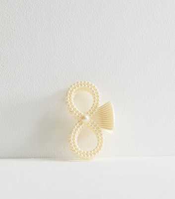 Cream Faux Pearl Bow Hair Claw Clip