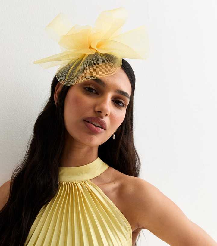 Pale Yellow Mesh Flower Fascinator
