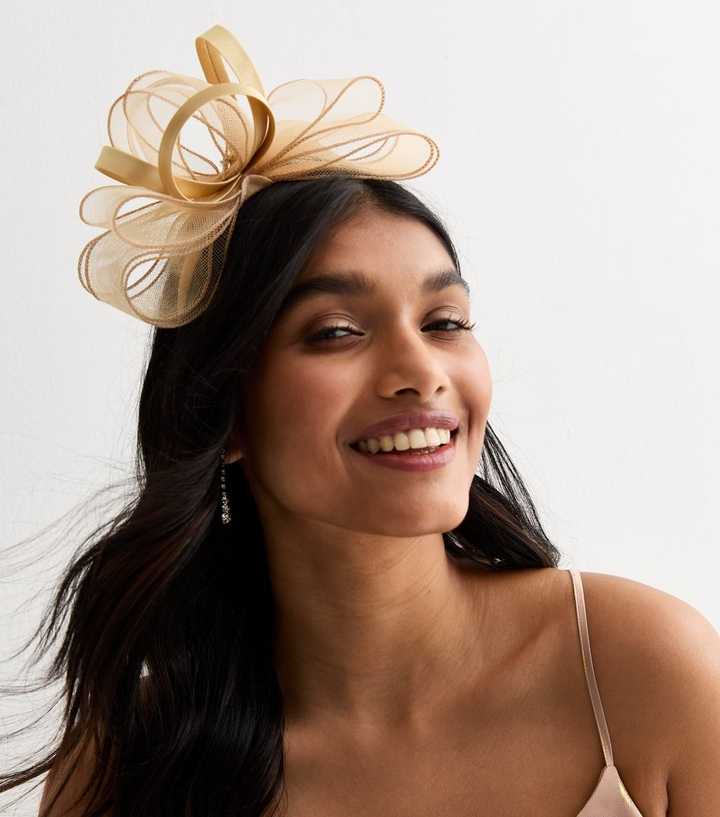 Cream Mesh Bow Fascinator