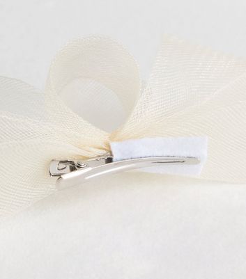 Cream Mesh Clip Fascinator New Look