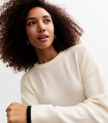 White Contrast Trim Knit Crew Neck Jumper