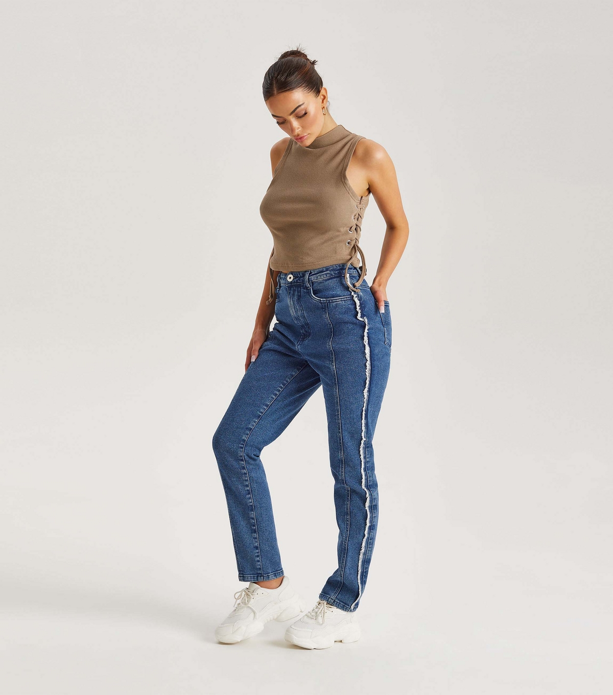 Urban Bliss Women's Blue Frayed Seam Detail Jeans New Look