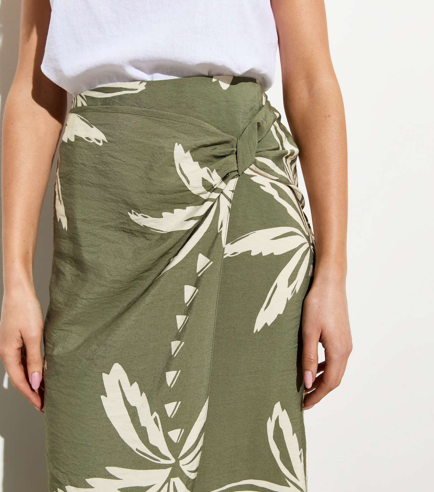 Green Palm Print Wrap Midi Skirt Image 2