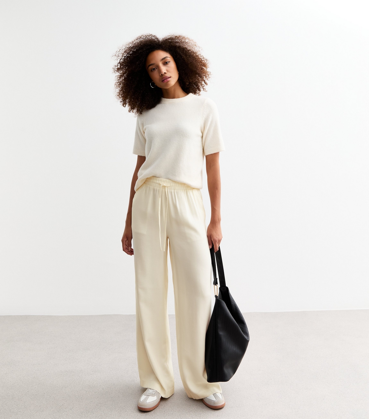 Women's Off White Drawstring Wide Leg Trousers New Look