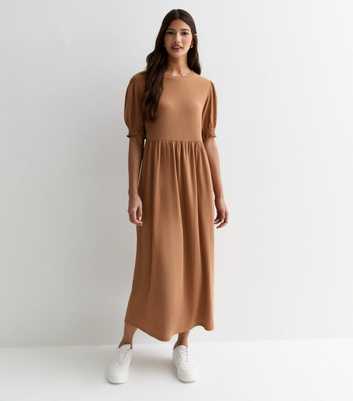 Brown Crinkle Short Sleeve Midi Smock Dress