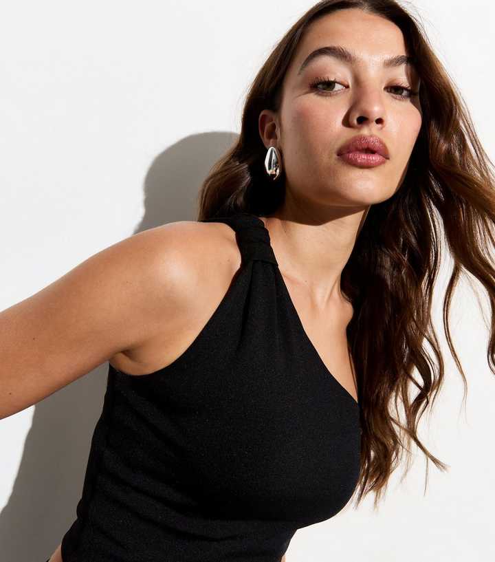 Black One Shoulder Crop Top