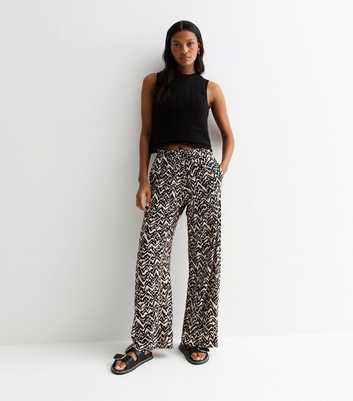 Black Crinkle Stretch Abstract Print Trousers 