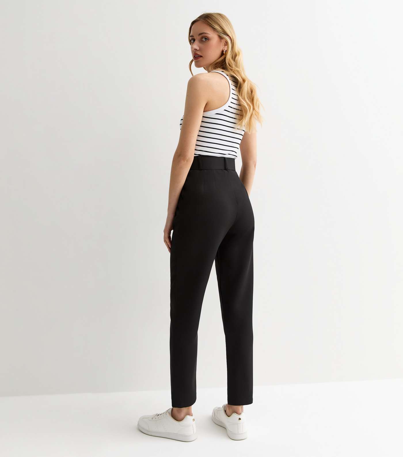 Gini London Black Tapered Trousers Image 4