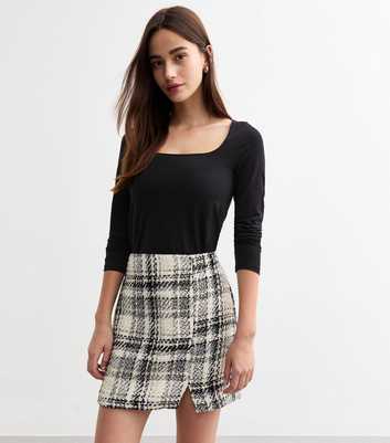 White Check Slit Hem Bouclè Mini Skirt