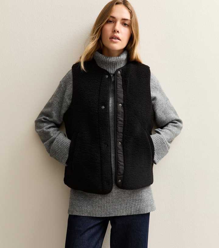 Black Borg Sleeveless Gilet Jacket 