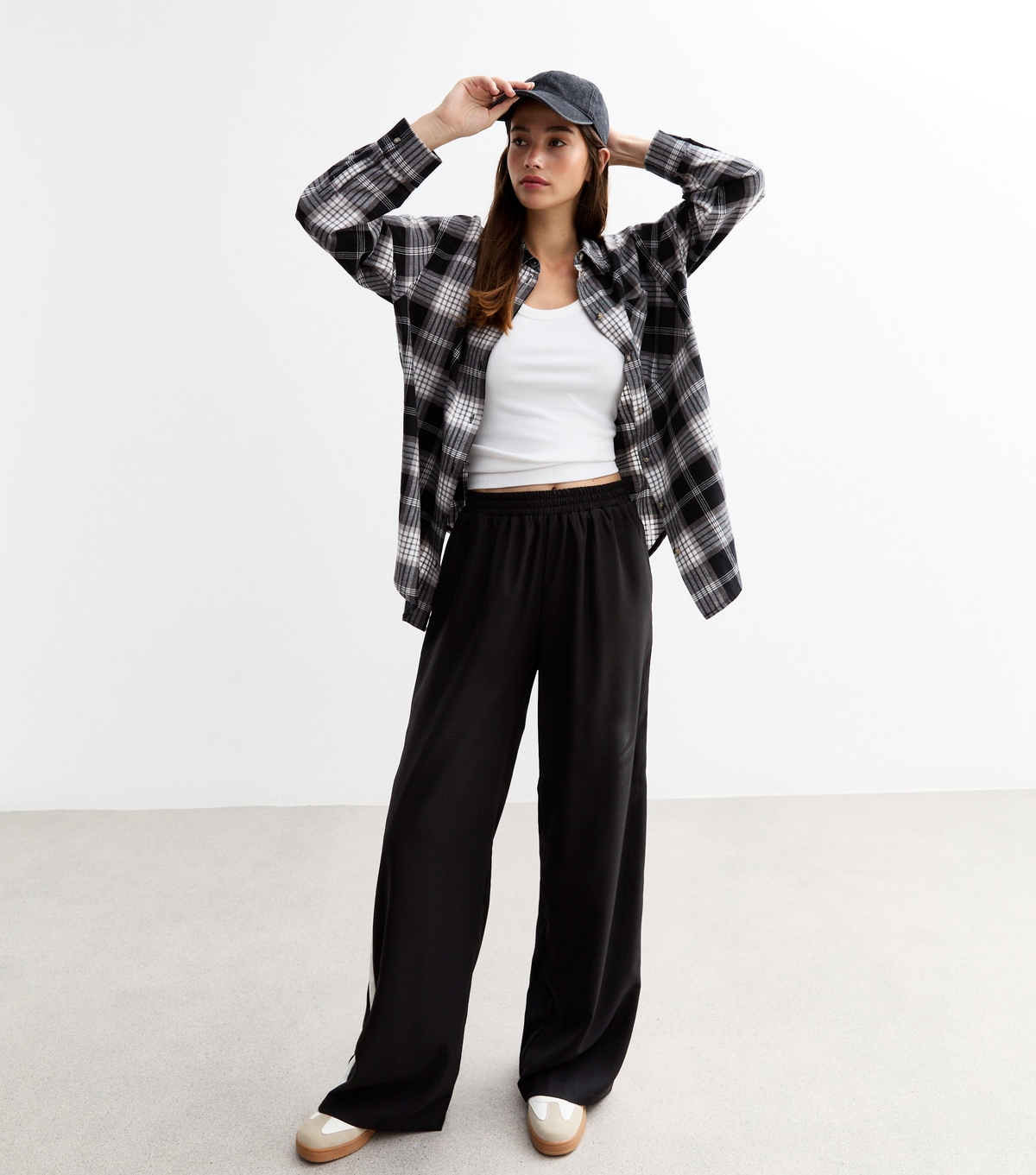 Women's Black Check Oversized Shirt New Look