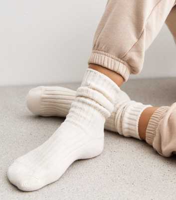 Cream Ribbed Stretch Knit Lounge Socks