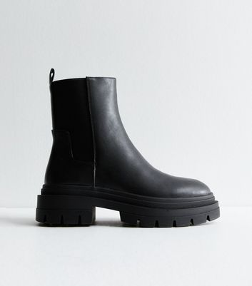 Wide Fit Black Leather Look Chunky Chelsea Boots New Look