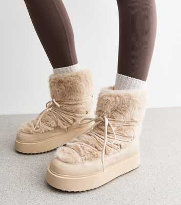 Off White Faux Fur Lined Boots