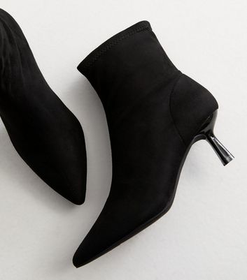 Wide Fit Black Suede Effect Kitten Heel Ankle Boots New Look