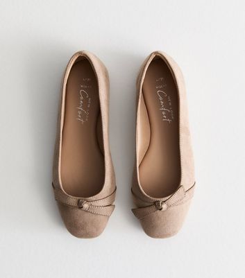 Wide Fit Light Brown Bow Detail Ballet Pumps New Look