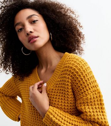 Mustard Chunky Knit V Neck Jumper New Look