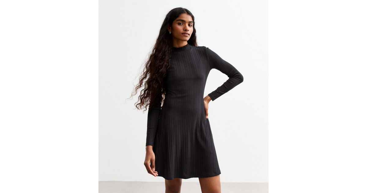 Petite Black Ribbed Skater Mini Dress New Look