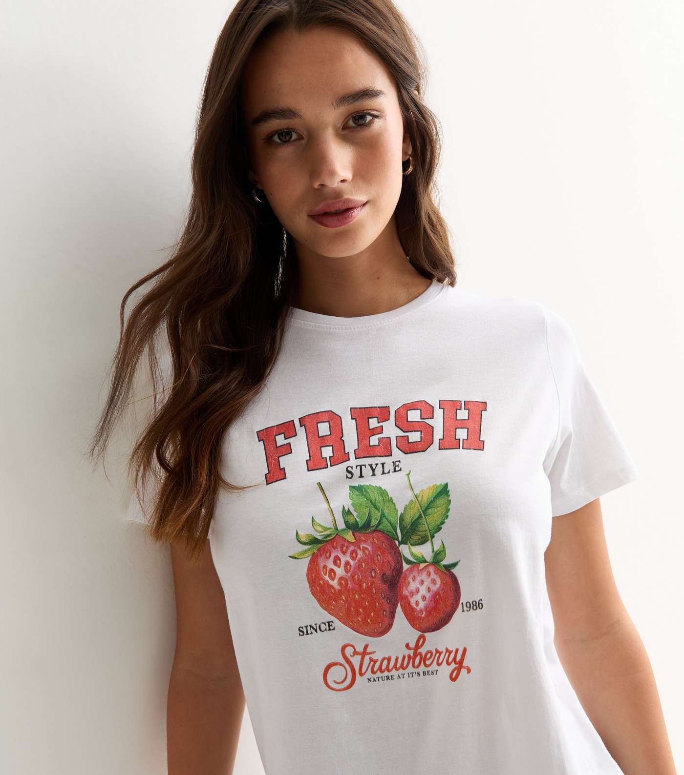 White Strawberry Logo Graphic Cotton T-shirt  Image 2