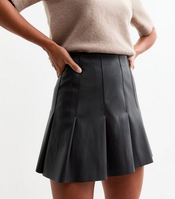 Petite Black Pleated Faux Leather Micro Mini Skirt New Look