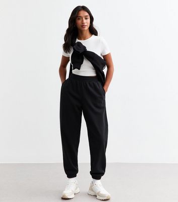 Petite Black Elasticated Waist Cuffed Joggers | New Look