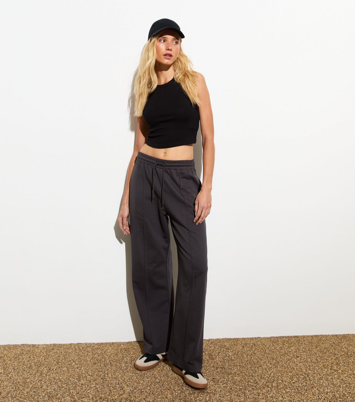 Women's Grey Pin-Tuck Wide Leg Joggers New Look
