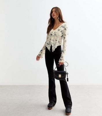 Cream Floral Lace Ruffled Long Sleeve Top | New Look