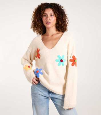 Blue Vanilla Cream Embroidered Flower V Neck Jumper