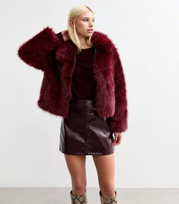 Burgundy Faux Fur Zipped Jacket New Look