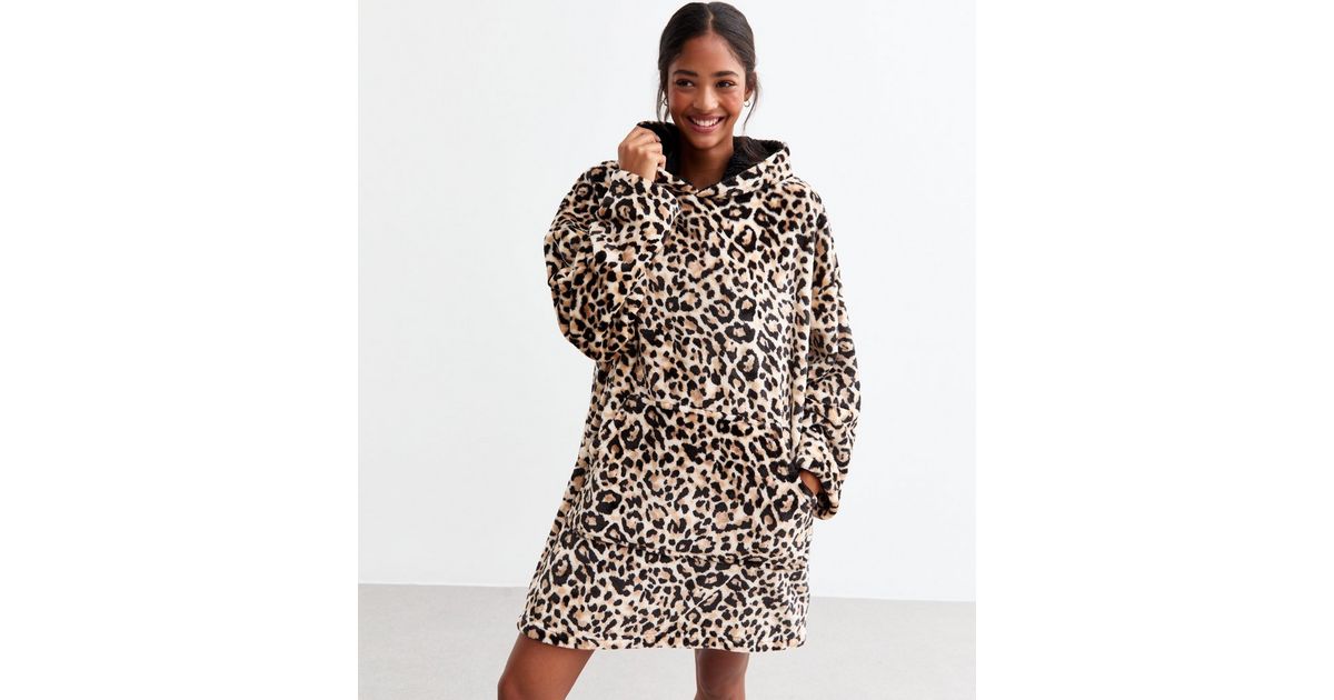 Brown Oversized Leopard Print Fleece Hoodie New Look